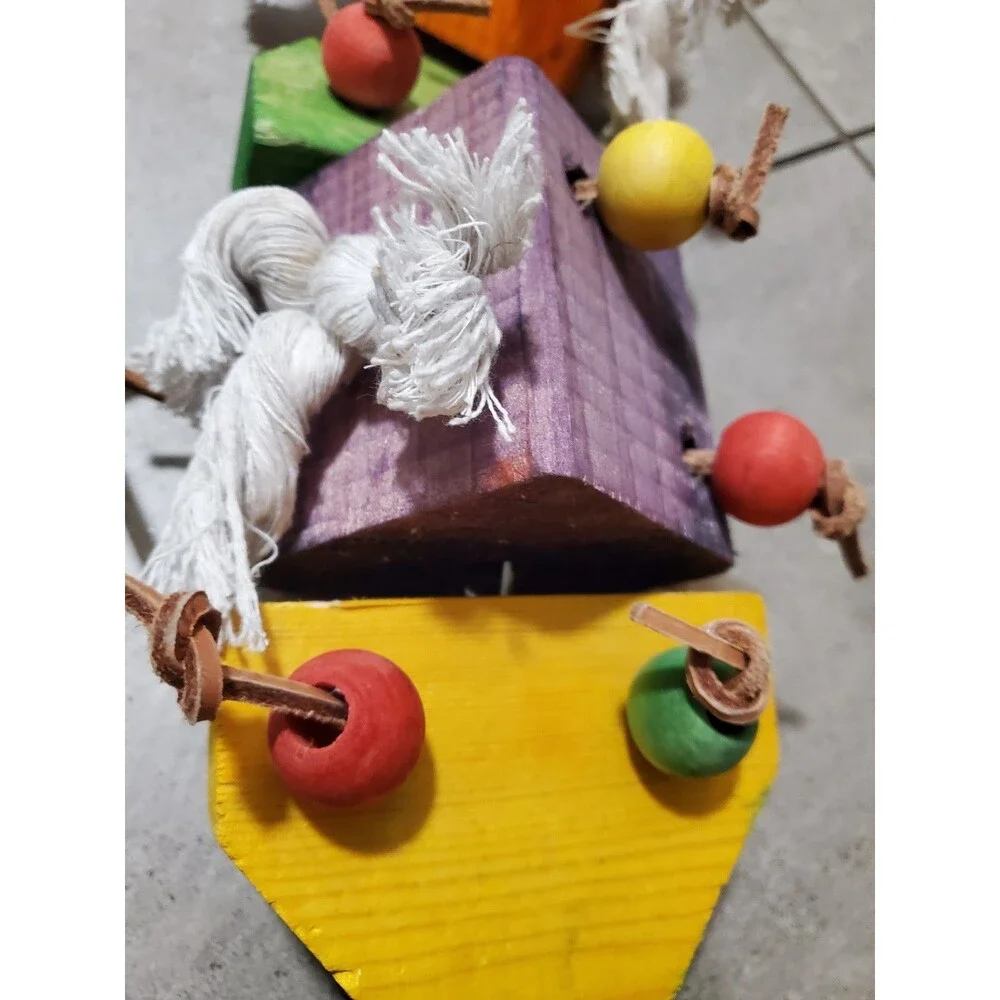 Caitec Featherland Large Bird Parrot Chewing Toy Wooden Block Loaded Dice XL